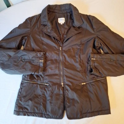 Chaqueta Armani Collezioni Puff Verde Oliva Oscuro Para Mujer Talla 12 Bolsillos con Cremallera  Foto 1 de 4