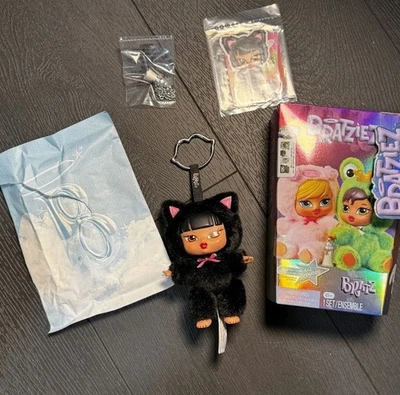 NEW! 💋 RARE 💋 Bratziez KOOL KAT JADE Bratz Plush Keychain Baby - Image 1 of 4