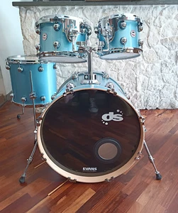 Ds Drum Venom Club Kit Azure Cup Finish - Picture 1 of 5