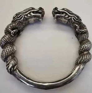 Chinese Old Craft Made Tibetan Silver Carved Double Dragon Bracelet - Picture 1 of 8