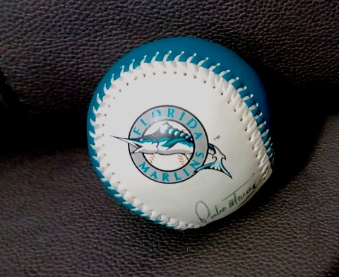 Florida Marlins Fotoball Unknown Signatures Souvenir baseball collectible ball Cover