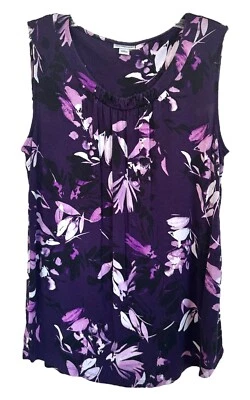 Blusa para mujer Croft & Barrow sin mangas floral plisada cuello talla M púrpura Foto 1 de 4