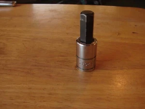 GREAT NECK 2042 3/8" Drive Torx Star Socket Male Chrome - Picture 1 of 2