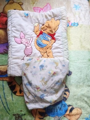 Manta edredón y sábana ajustable vintage Winnie The Pooh para cuna de bebé Foto 1 de 4