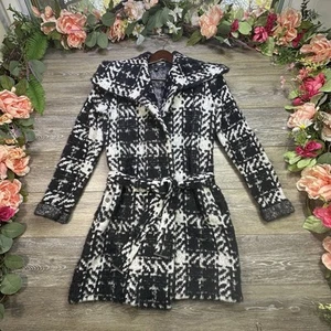 White House Black Market Black/White Coat Jacket Belt Size Extra Small XS Womens - Picture 1 of 17