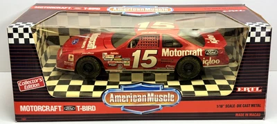 ERTL - American Muscle - NASCAR - Motorcraft Ford T-Bird - Escala 1:18 Foto 1 de 4