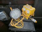 110V WORK LIGHT AND SPLITER BOX IN GOOD USEABLE CONDITION