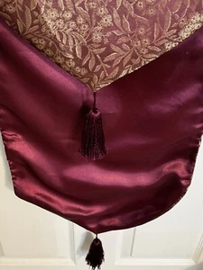 Martha Stewart Table Runner Burgundy And Gold Metallic 13 x 72 In - Picture 1 of 5