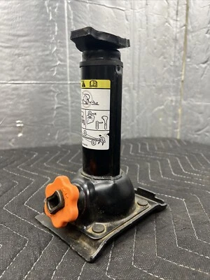 Ford F-250 F-350 F-450 Super Duty 2000-2022 gato de botella de piso 7C34-17080-AE OEM Foto 1 de 4