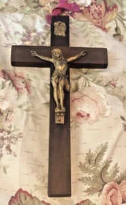 Antigua placa de pared crucifijo cruz madera y metal 10" de alto - Imagen 1 de 7