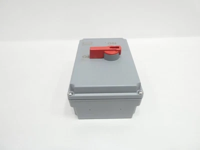 Hubbell HBLDS6AC Circuit-lock Disconnect Switch 600v-ac 60a Amp 3p - Image 1 of 4