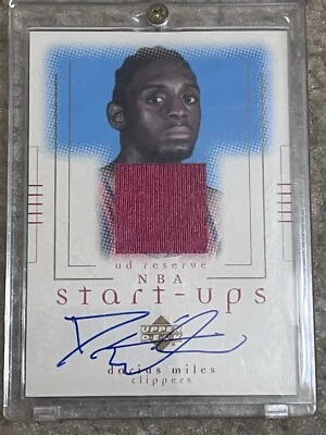 00-01 Upper Deck Reserve NBA Start Ups Darius Miles #DA-A Rookie Auto Jersey - Imagem 1 de 2