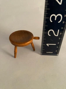 TABURETE DE ORDEÑO MINIATURA CASA DE MUÑECAS DE MADERA RARO hecho a mano en New Hampshire años 60 - Imagen 1 de 4