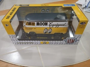 CHASE 1 of 500 M2 Machines 1960 VW Delivery Van S29 18-21 MOON Equipped MOONEYES - Picture 1 of 5