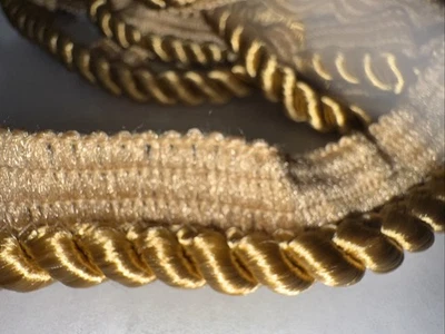 "Cordón dorado con labio 3/8"" 2 yardas" Tapicería Borde Almohadas Cortinas Pantalla Foto 1 de 2