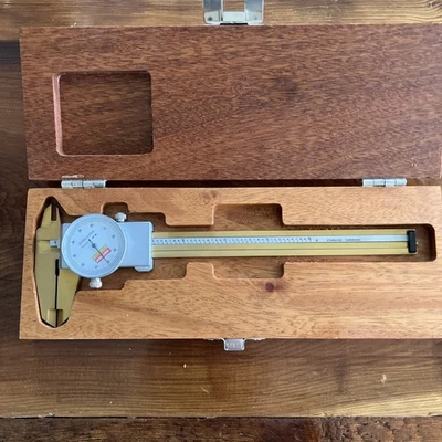 Avenger Craftsman Professional 6" Dial Calipers .001" TIN Coated In Wooden Box - Image 1 of 4