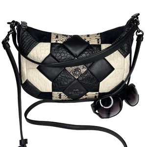 :Authentic COACH Canyon Quilt CHELSEA Crossbody In Exotic Embossed Leather $342 - Bild 1 von 11