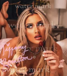 Tiffany Stratton Wwe & Frühere Turner Nachdruck Unterzeichnet Foto A4 Size - Bild 1 von 2