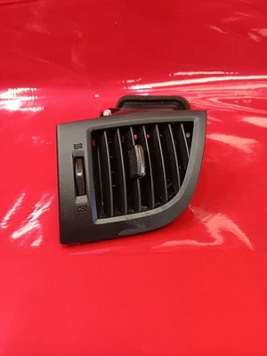 2013-2016 Hyundai Genesis Coupe LEFT DRIVER Outer Dash Panel Air Vent - Image 1 of 4
