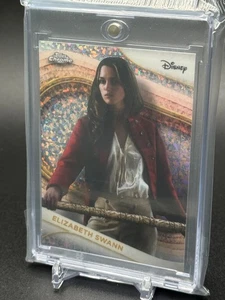 2025 Topps Chrome Disney Elizabeth Swann Mini Diamond Refract #4-w/Magnetic Case - Picture 1 of 6