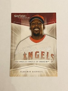 2005 SkyBox Autographics Baseball Card #1 Vladimir Guerrero