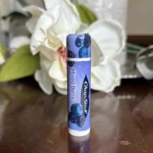 ChapStick Bálsamo Labial Mezcla Bayas Nuevo Precintado - Imagen 1 de 1