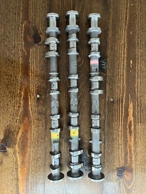 Conjunto de eixo de comando OEM Nissan Titan/Armada 2004-2015 VK56DE - Imagem 1 de 2