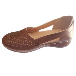 Women Flats Wide Width Sandals Comfort Closed Toe Summer Walking Non Slip Shoes