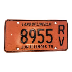 Vtg Orange Illinois 1975 #8955 RV License Plate Land of Lincoln Man Cave Garage - Picture 1 of 2