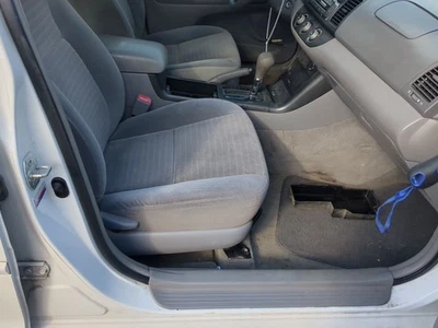 2004-2006 Toyota Camry Passenger Front Seat Oem KT3K3 - Image 1 of 2