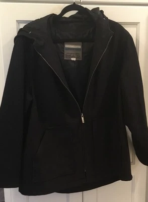 Abrigo de guisante negro Liz Claiborne Foto 1 de 4