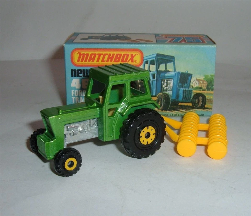 Matchbox Superfast No. 46, Ford Tractor & Harrow Superb - Image 1 of 1