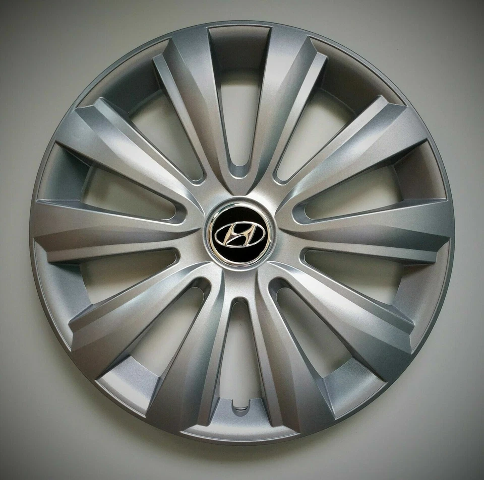  4 Enjoliveurs Roues Boulons Hyundai i30 Elantra Sonata Terracan 15"  - Photo 1/1