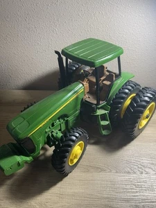 1/16 John Deere 8420 Tractor With Front Wheel Assist & Duals Good ConditionHeavy - Picture 1 of 6