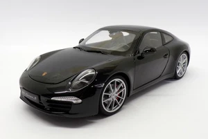 Welly 1/18 Scale Diecast 18047W - Porsche 911 Carrera S - Black - Picture 1 of 6