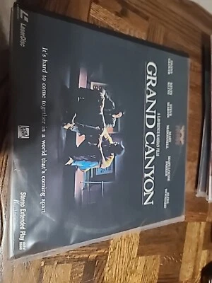 GRAND CANYON Laserdisc LD Danny Glover, Steve Martin, Kevin Kline — 第 1/3 张图片