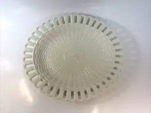 Antik Wedgwood Etruria Creme Korbgeflecht Spitzenrand 12 Platte England Nr. 12R30 - Bild 1 von 12