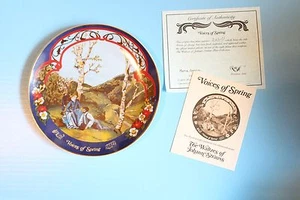 VINTAGE COLLECTOR PLATE BOX COA "VOICES OF SPRING"  WALTZES OF JOHANN STRAUSS - Picture 1 of 4