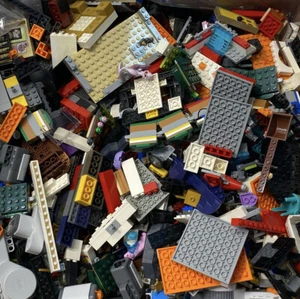 Nice Clean Sorted Lot of 200 Random Lego Pieces CHOOSE YOUR COLOR  FREE MINIFIG - Picture 1 of 36
