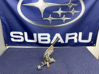 SUBARU IMPREZA WRX STI 2005-2007 MONTAJE FRENO DE MANO COSTURAS ROJAS Foto 1 de 4