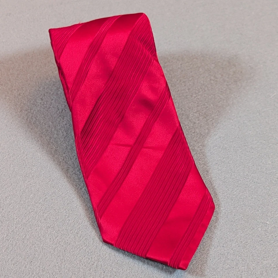 Галстук мужской Donald J Trump Signature Collection красный шелковый в полоску - Изображение 1 из 4