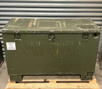 Ex MOD Large Aluminium Green Storage Container With Foam [GR] - Image 1 of 4