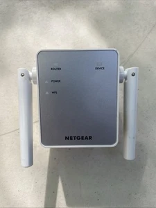 Netgear Wifi Range Extender EX3700 AC750 Dual Band Wireless Signal Booster - Picture 1 of 2