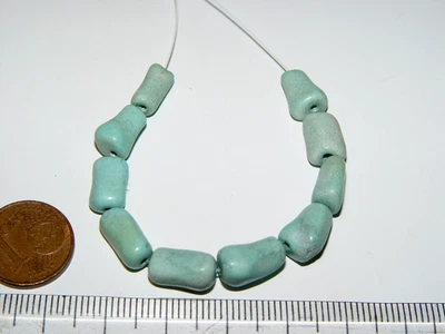 10 Stück Türkis Stein Perlen Nugget gebohrt schön geschliffen 10cm (#27) - Bild 1 von 3