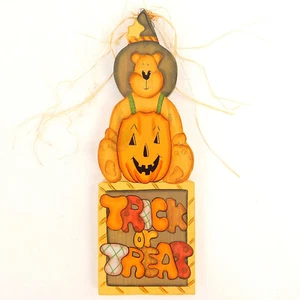 Halloween Bear Pumpkin Wall Plaque Trick or Treat Sign 18" High - Picture 1 of 5