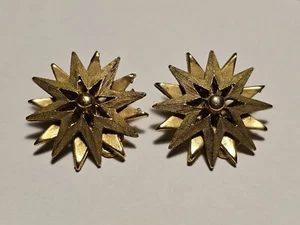 Vintage Starburst Ohrclips, Mid Century Modern, Floral Retro, goldfarben - Bild 1 von 8