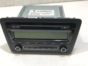 UNIDAD PRINCIPAL REPRODUCTOR DE CD SKODA RAPID 2014 RADIO ESTÉREO 5J0035161E/2012-19 - Imagen 1 de 9