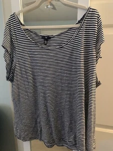 GAP Women’s Shirt Top Tshirt Blouse Blue Navy White Stripe Plus Size XXL - Picture 1 of 2