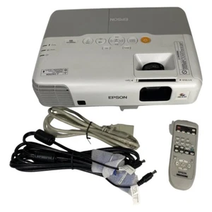 Epson LCD Projector PowerLite 93 Model H382A with Remote Control - Picture 1 of 11
