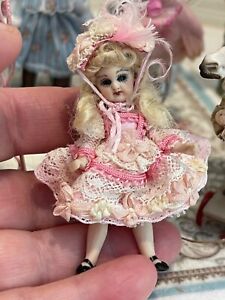 Vintage Miniature Dollhouse Artisan French Mignonette Doll Pink Glass Eyes 2.5"